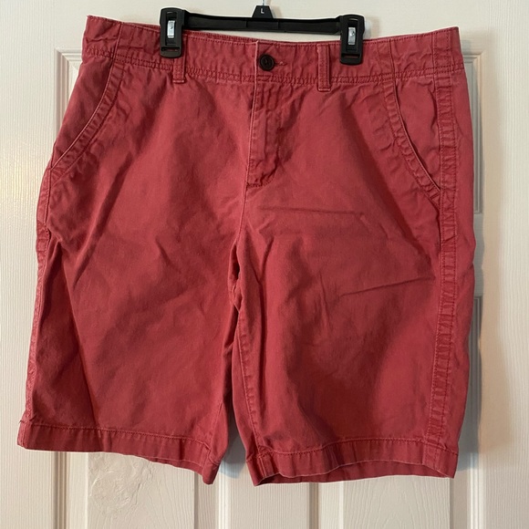 urban pipeline Other - Red shorts